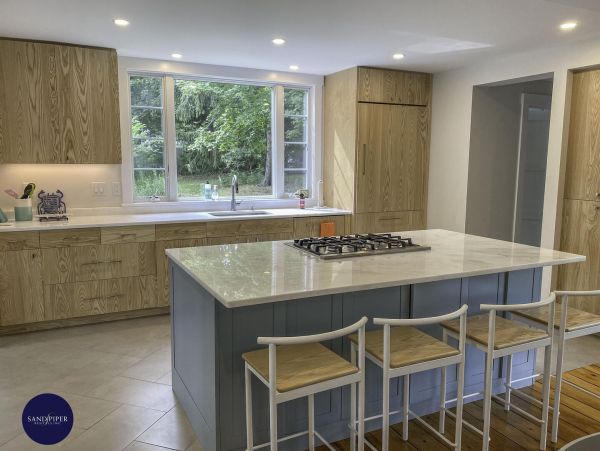 Cape Cod Home 994943