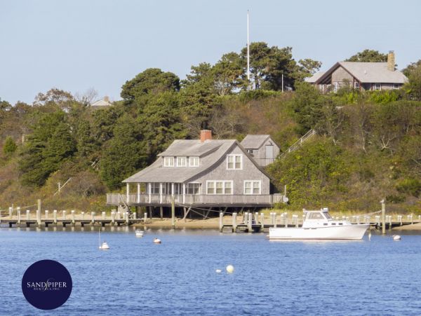 Cape Cod Home 994944
