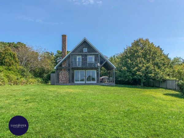Cape Cod Home 994944