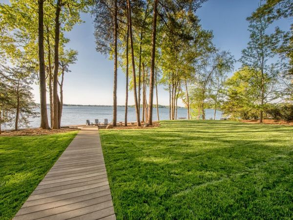 Lake Norman Luxury Getaway with Pool & Beautiful Views