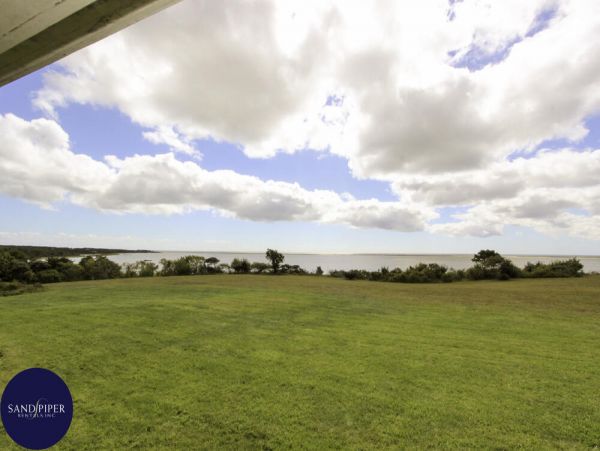 Cape Cod Home 994946