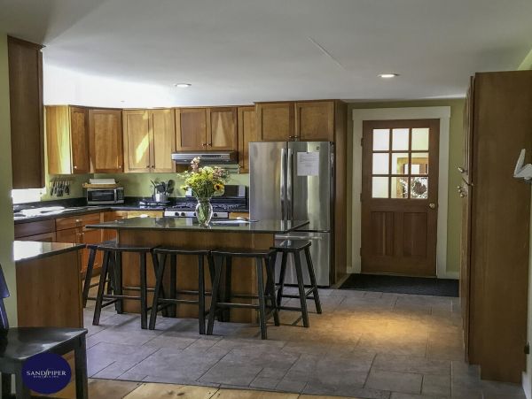 Cape Cod Home 994948