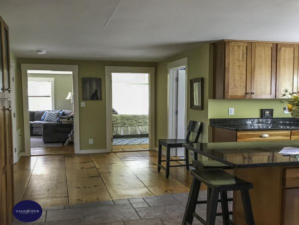 Cape Cod Home 994948
