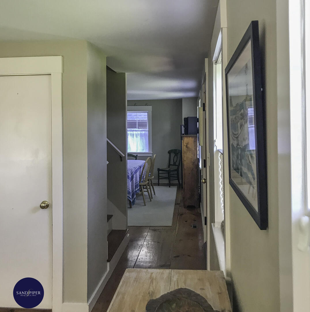 Cape Cod Home 994948
