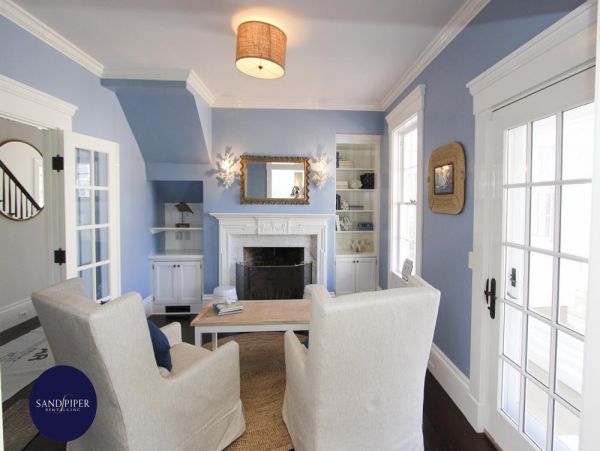 Cape Cod Home 994950