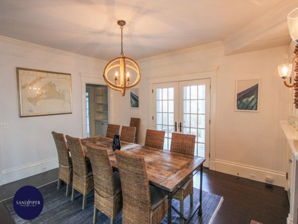 Cape Cod Home 994950