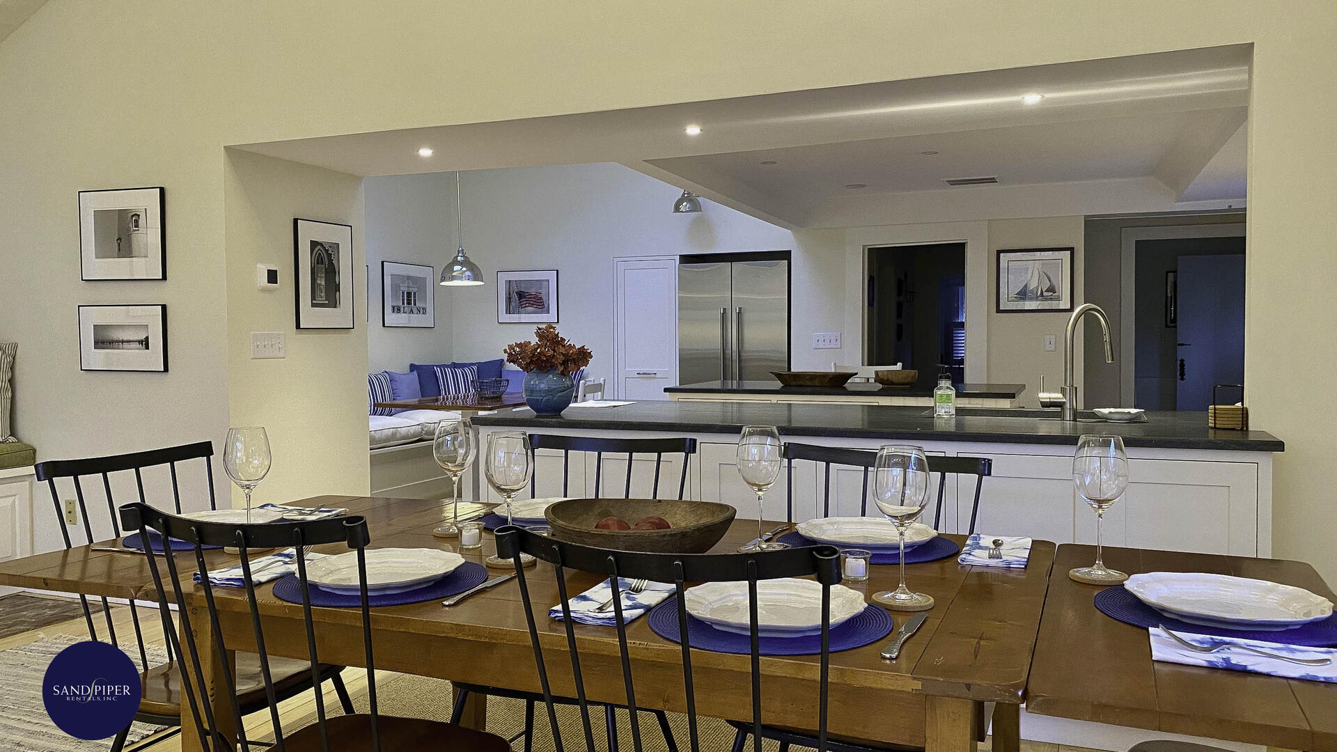 Cape Cod Home 994951