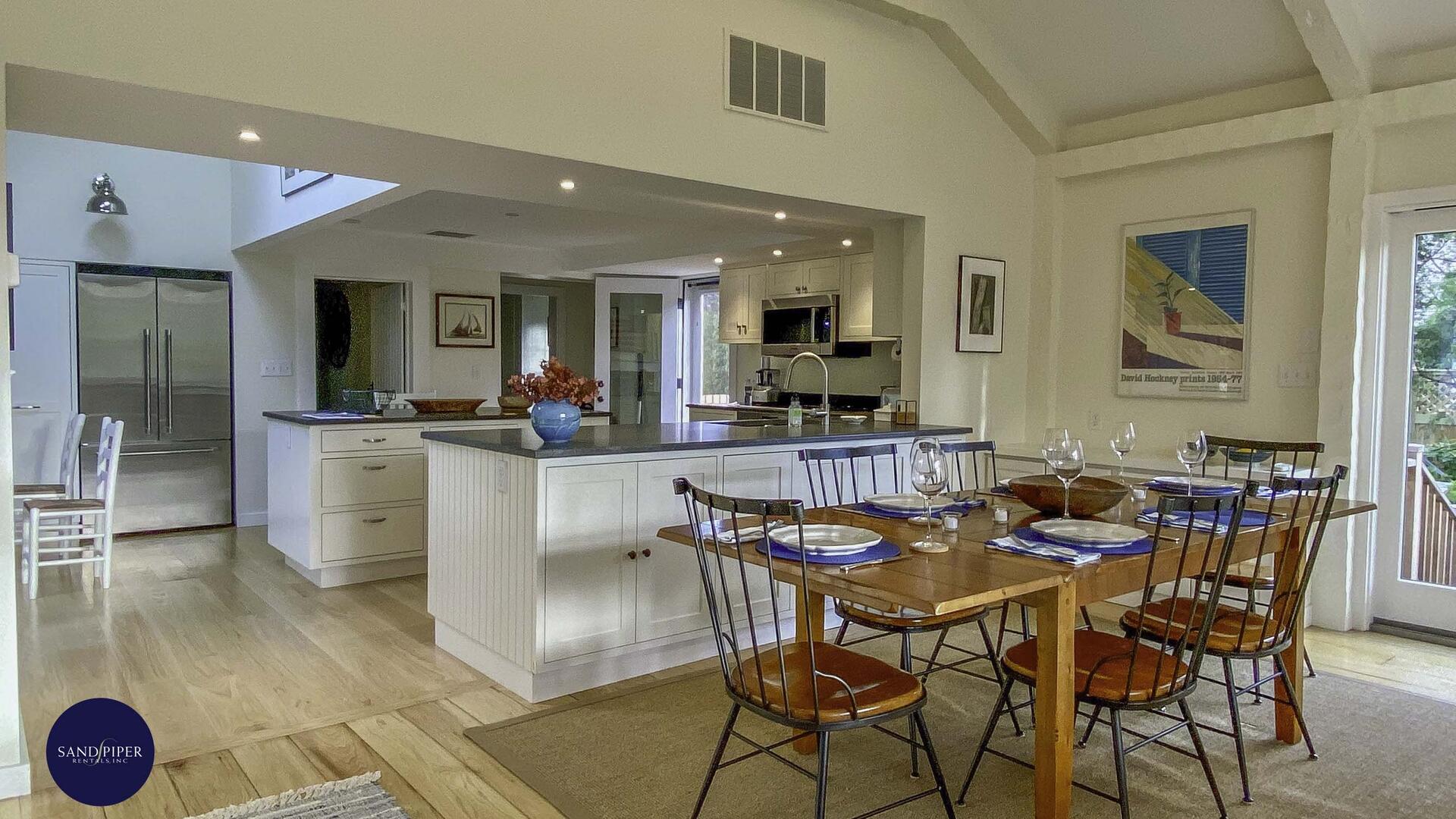 Cape Cod Home 994951