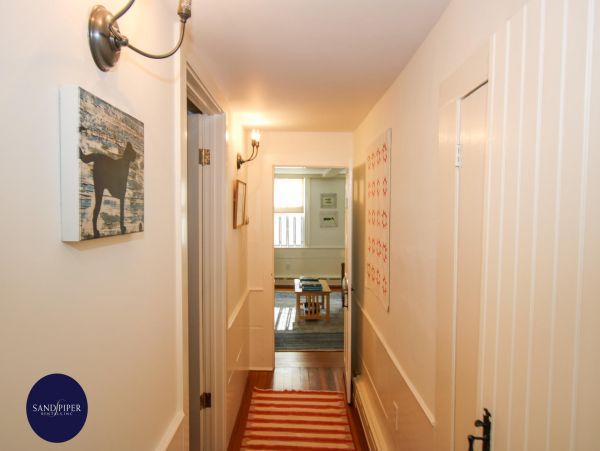 Cape Cod Home 994951