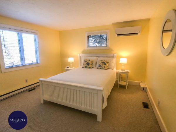 Cape Cod Home 994953
