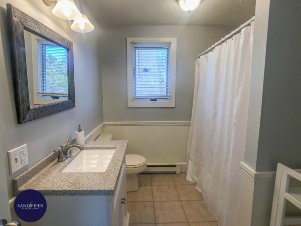 Cape Cod Home 994953