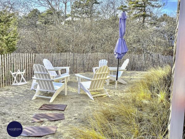 Cape Cod Home 994953