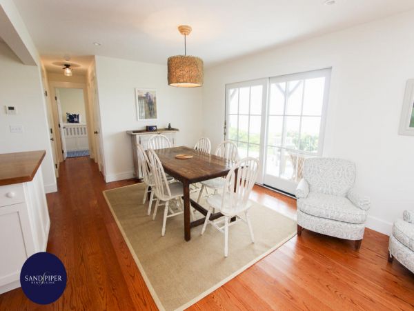 Cape Cod Home 994955