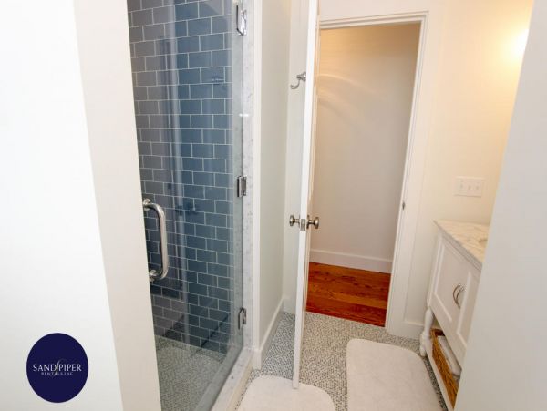 Cape Cod Home 994955