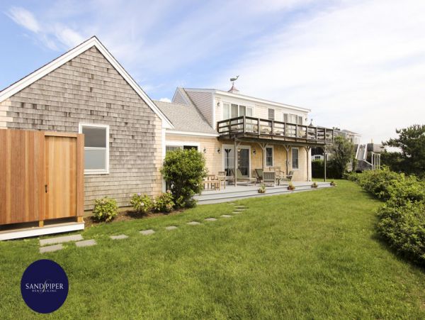 Cape Cod Home 994955