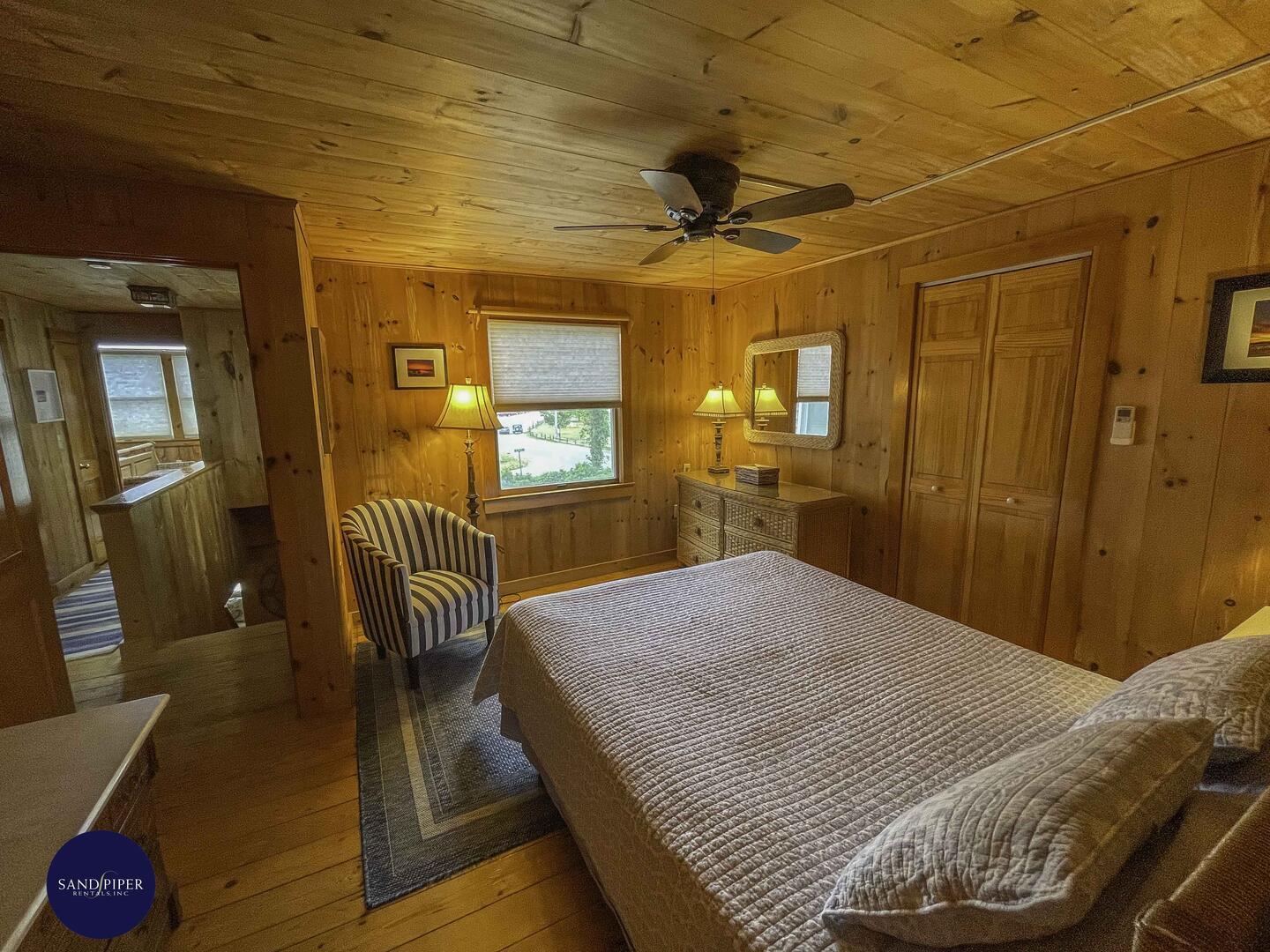 Cape Cod Home 994956
