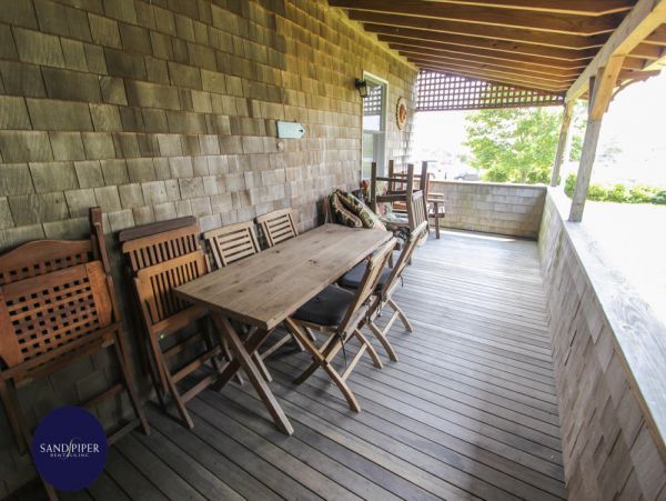 Cape Cod Home 994956