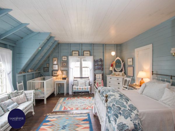 Cape Cod Home 994957