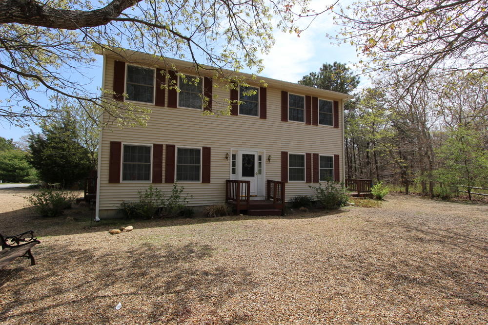 Cape Cod Home 994959