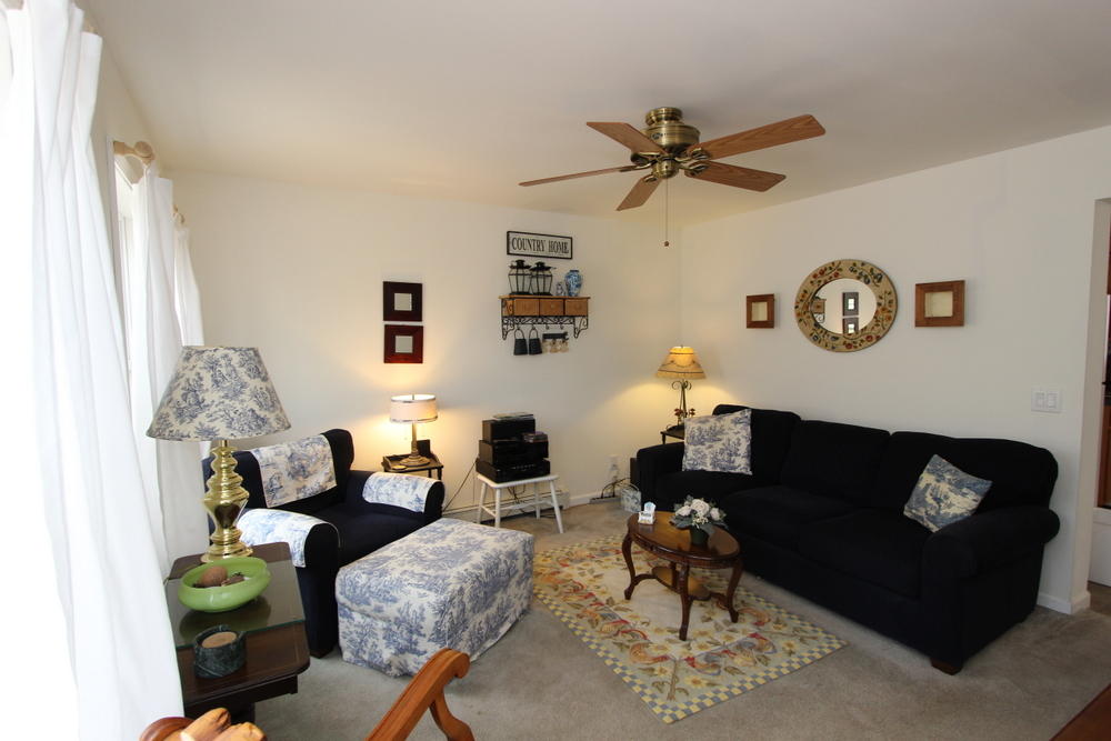 Cape Cod Home 994959