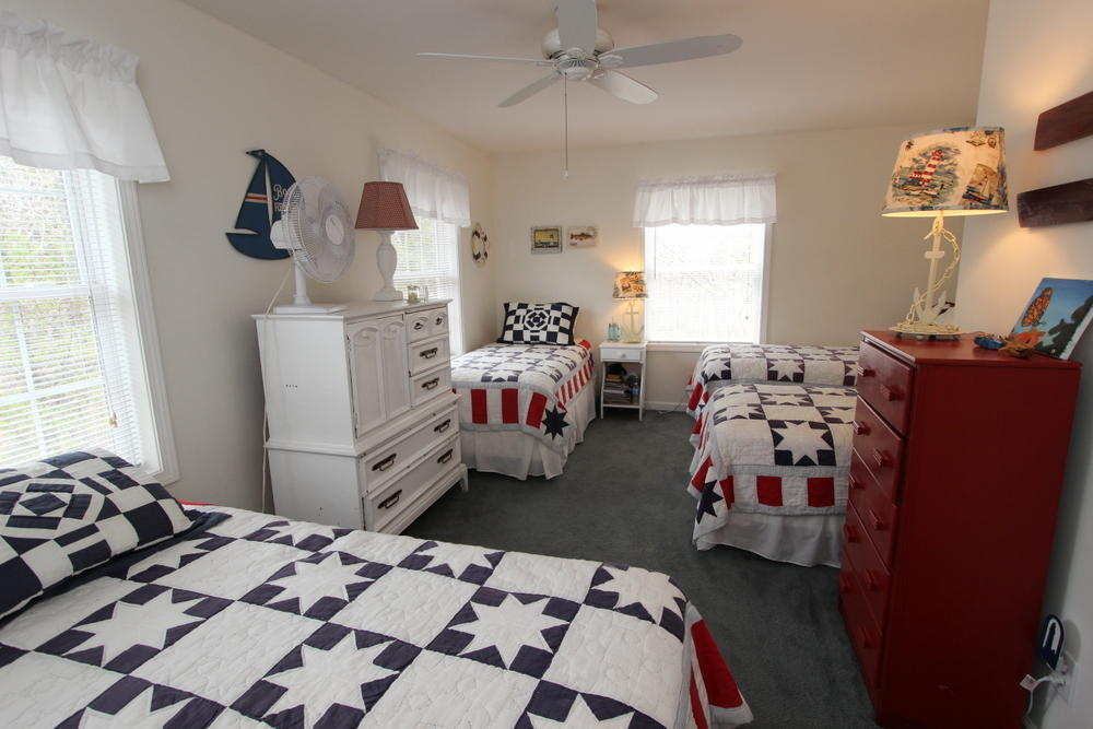 Cape Cod Home 994959
