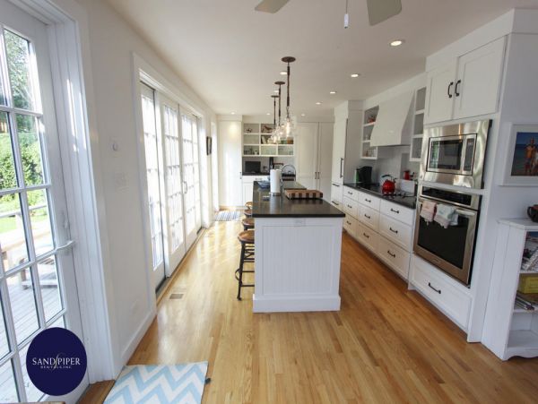 Cape Cod Home 994960