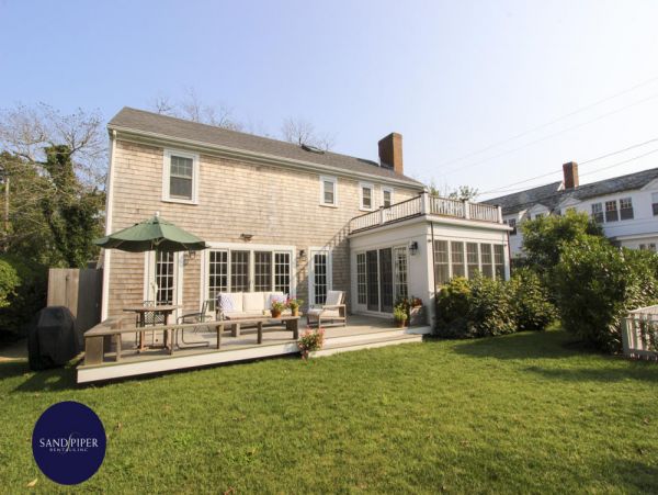 Cape Cod Home 994960