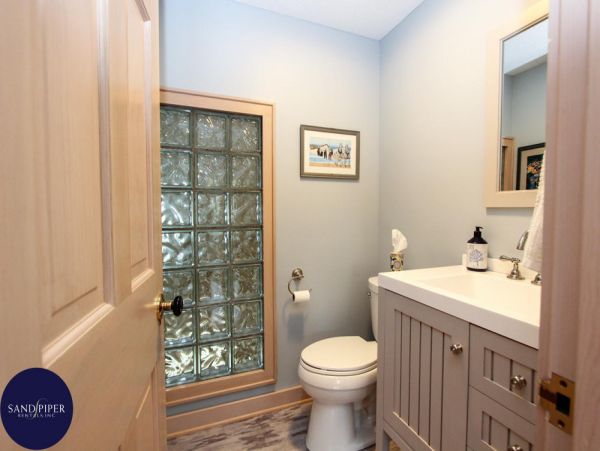 Cape Cod Home 994961