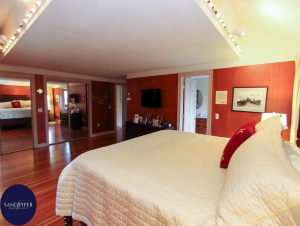 Cape Cod Home 994961