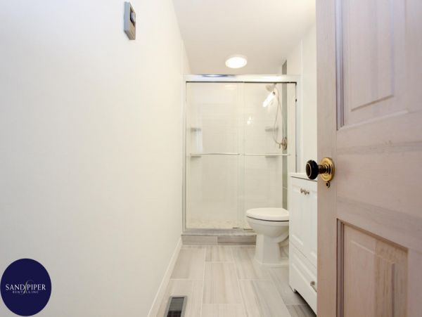 Cape Cod Home 994961