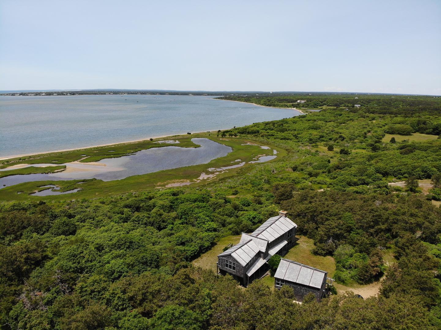 Cape Cod Home 994962