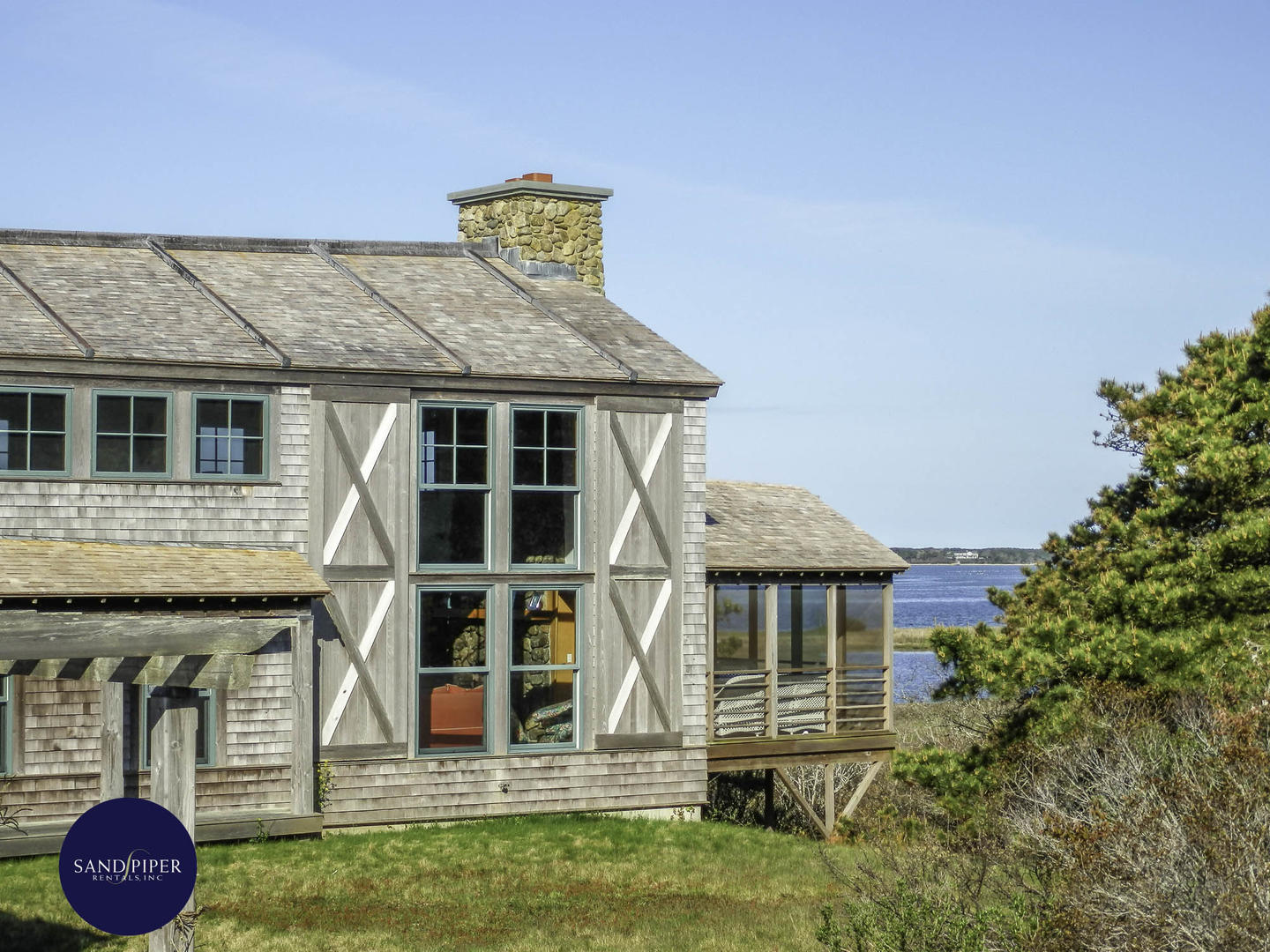Cape Cod Home 994962