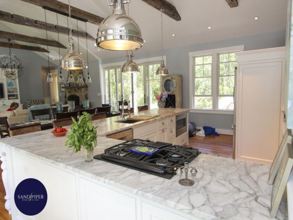 Cape Cod Home 994963