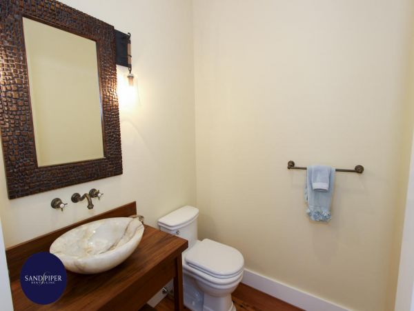 Cape Cod Home 994963