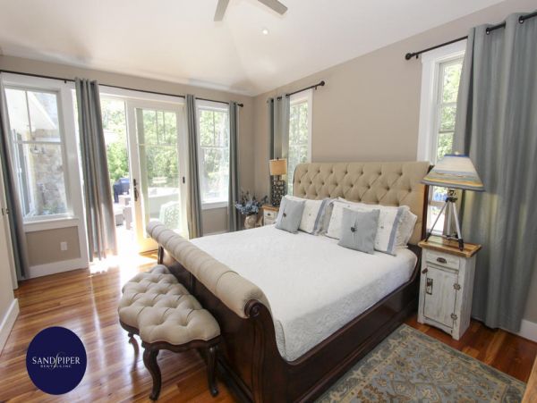 Cape Cod Home 994963