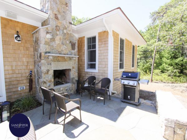 Cape Cod Home 994963