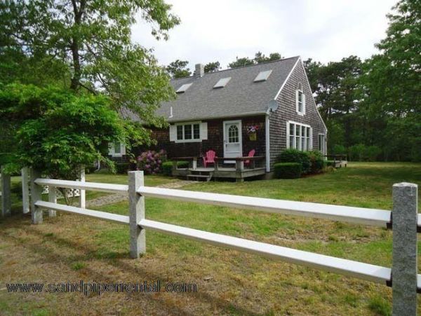 Cape Cod Home 994965