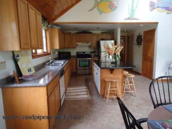Cape Cod Home 994965