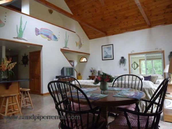 Cape Cod Home 994965