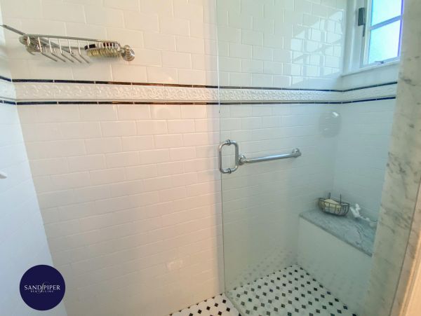 Cape Cod Home 994966