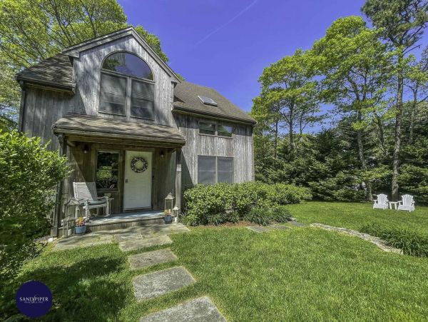 Cape Cod Home 994969