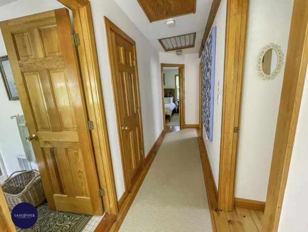 Cape Cod Home 994969