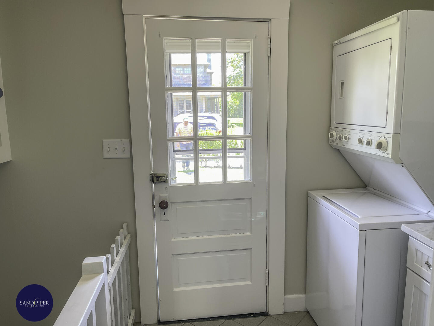 Cape Cod Home 994970