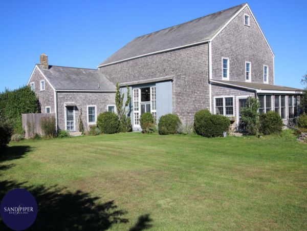 Cape Cod Home 994971