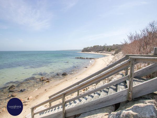 Cape Cod Home 994974