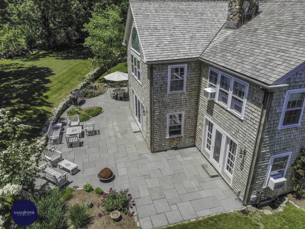 Cape Cod Home 994976