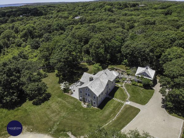 Cape Cod Home 994976