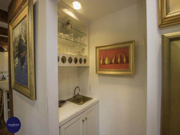 Cape Cod Home 994976