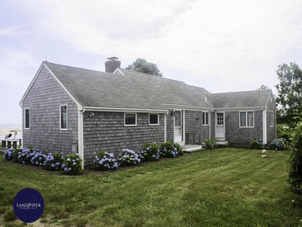 Cape Cod Home 994977