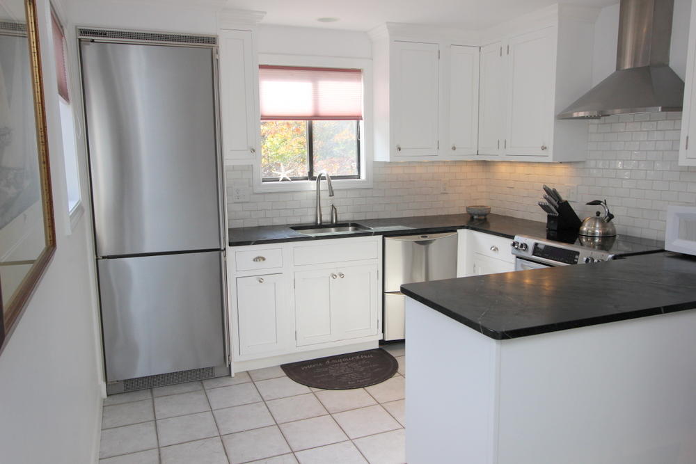 Cape Cod Home 994982